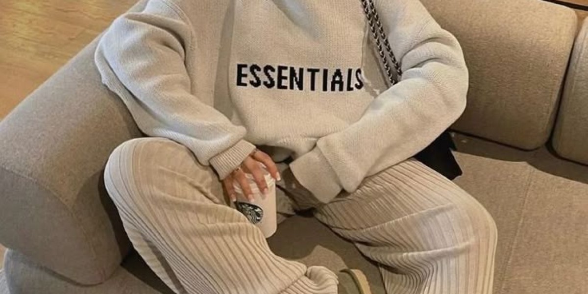 Smart Timing and Informed Choices During Essentials Tracksuit Black Friday Opportunities