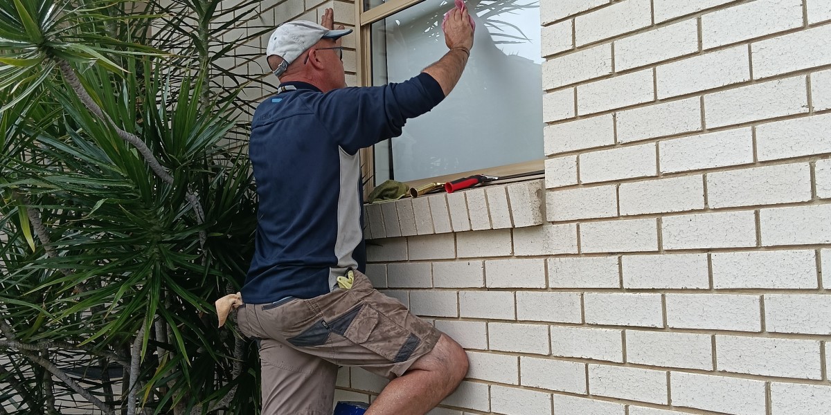 Why Gold Coast Homes Shine Brighter with Professional Window Cleaning