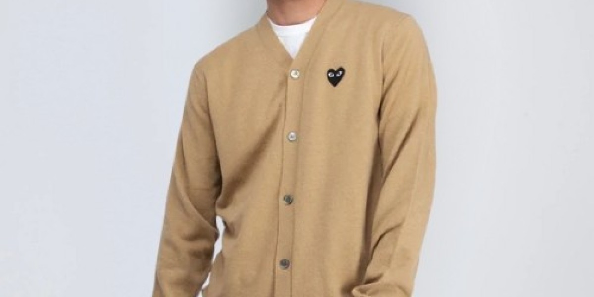 Explore the Official Comme Des Garçons Festive Edit Online