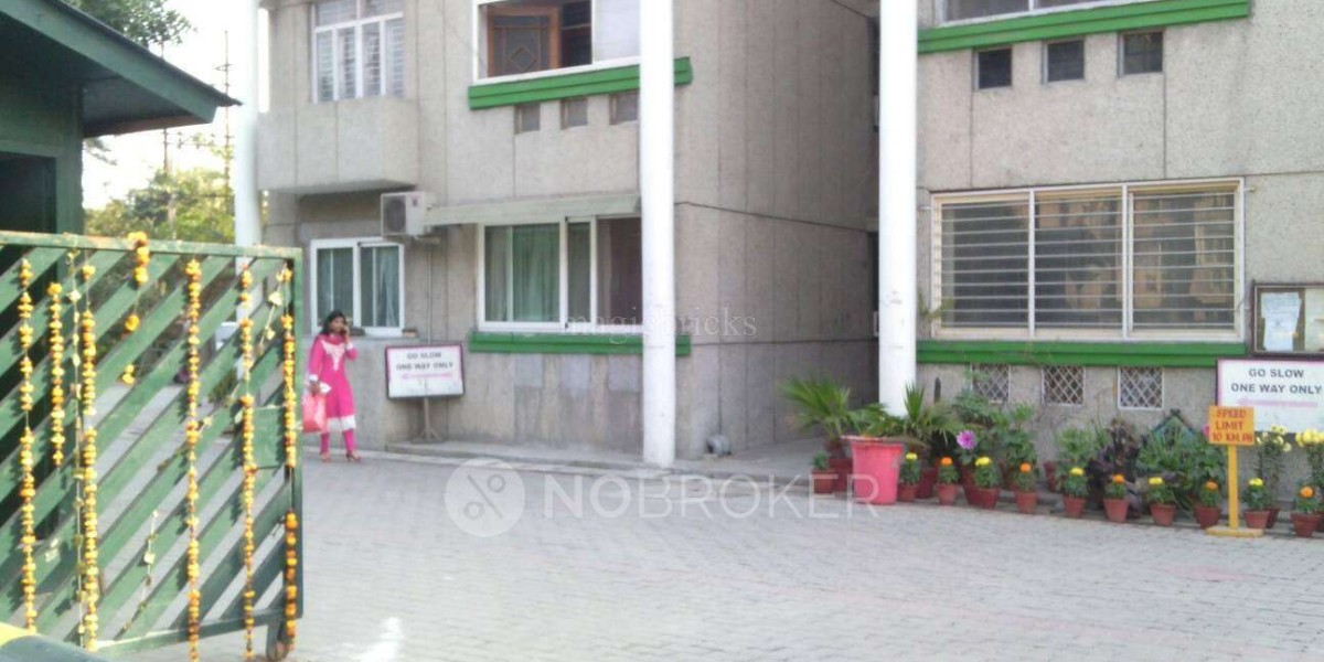 What Makes It Smart to Buy 1BHK Flat In Noida Right Now?