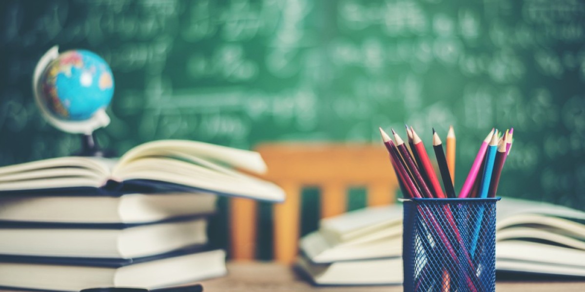 Mastering The Entrance: Why the Previous Year Question Paper Of CUET Is Must