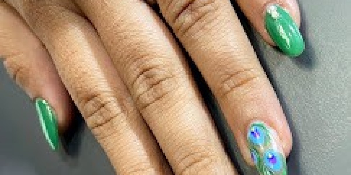 Lakme Academy Powered by Aptech, Lal Kothi:- Nail Art course in Jaipur