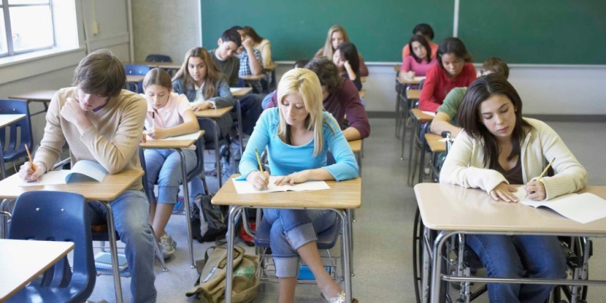 The Great Reading Debate: Systematic Synthetic Phonics versus Balanced Literacy