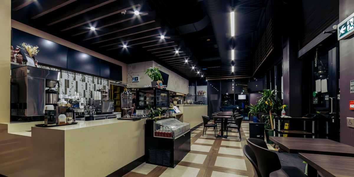 Different Wood Types and Finishes for Restaurant Millwork