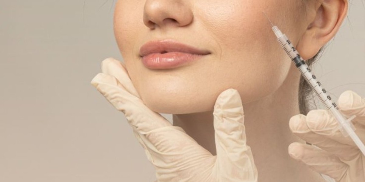 Botox in Islamabad: The Benefits of Choosing Non-Surgical Facial Enhancement