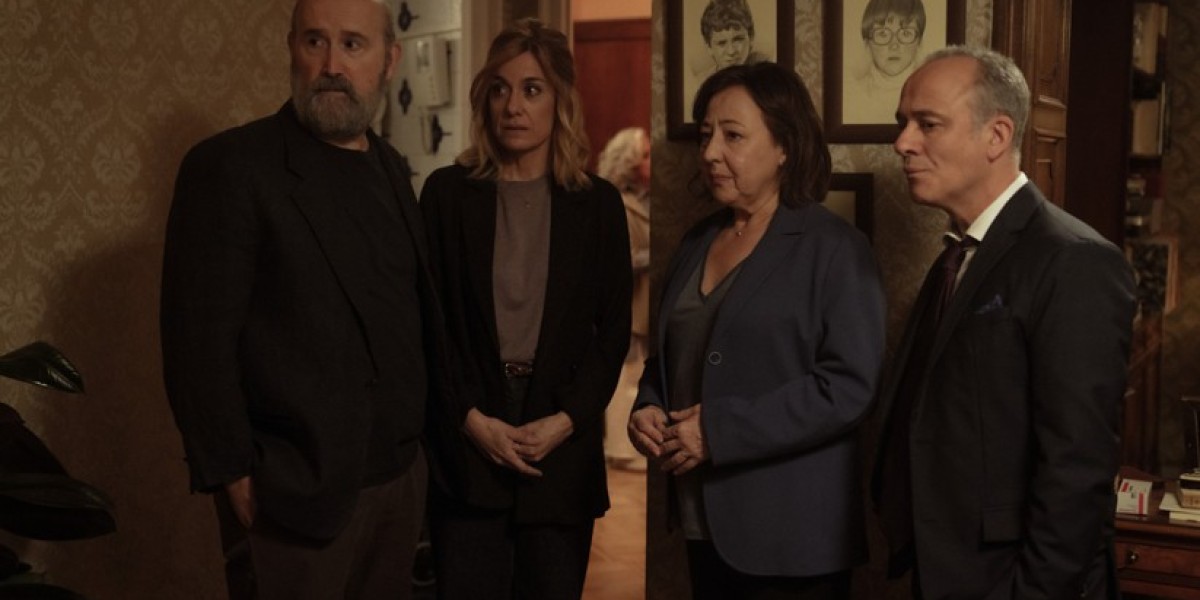 Netflix's '53 Sundays': Global Release & Plot