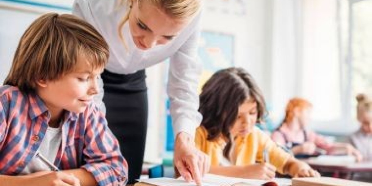 Reliable Academic Support for Athe and LSPM Students in the UK