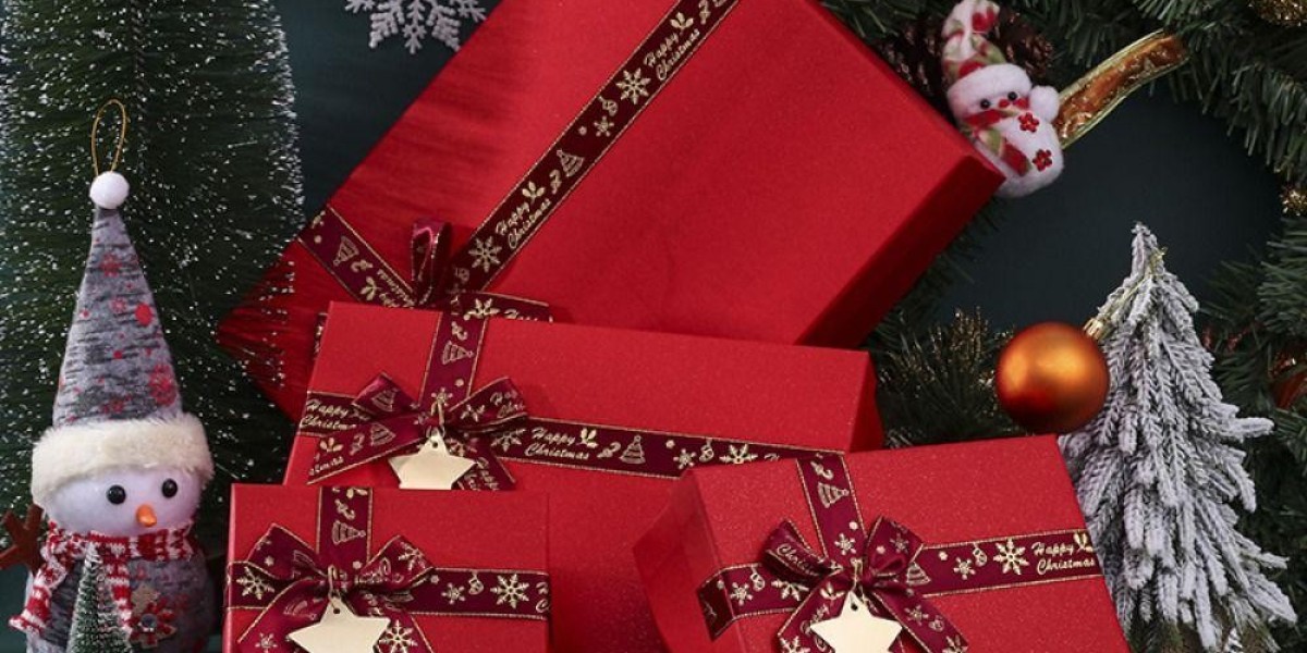 Premium Christmas Clothing Gift Boxes for Apparel Stores
