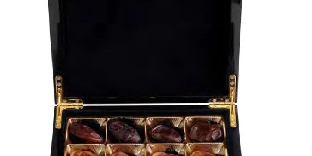 Why Choosing the Right Corporate Gifts Company Dubai Elevates Business Relationships